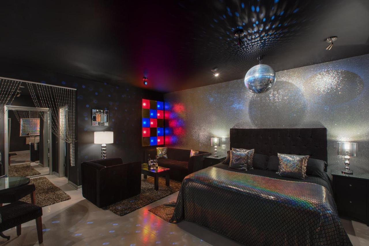 Hotel The