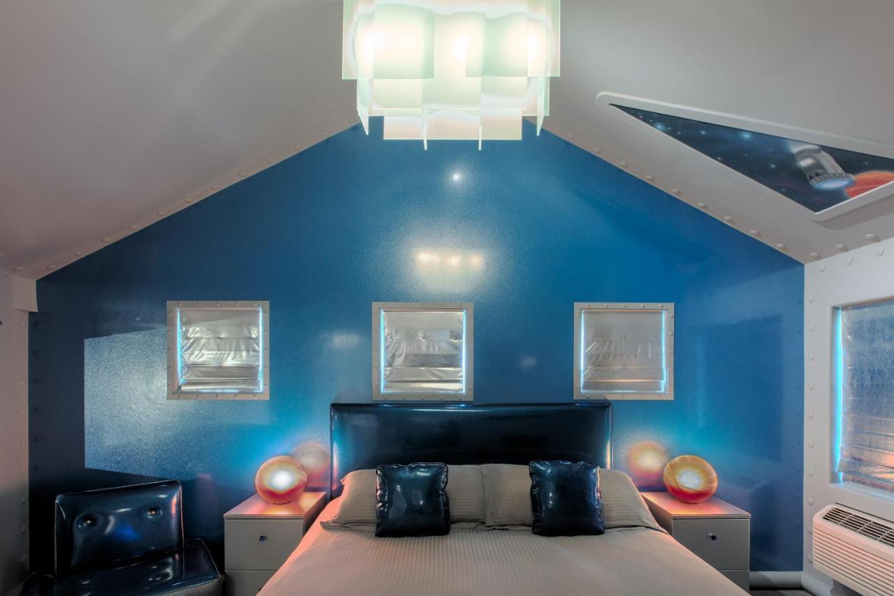 The 5* Roxbury